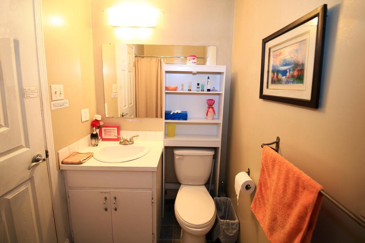 Jenny Guest House Yellowknife Εξωτερικό φωτογραφία