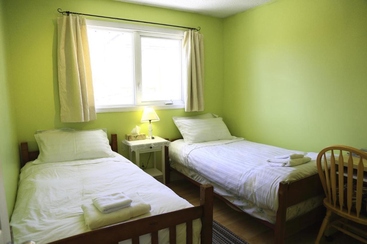 Jenny Guest House Yellowknife Εξωτερικό φωτογραφία