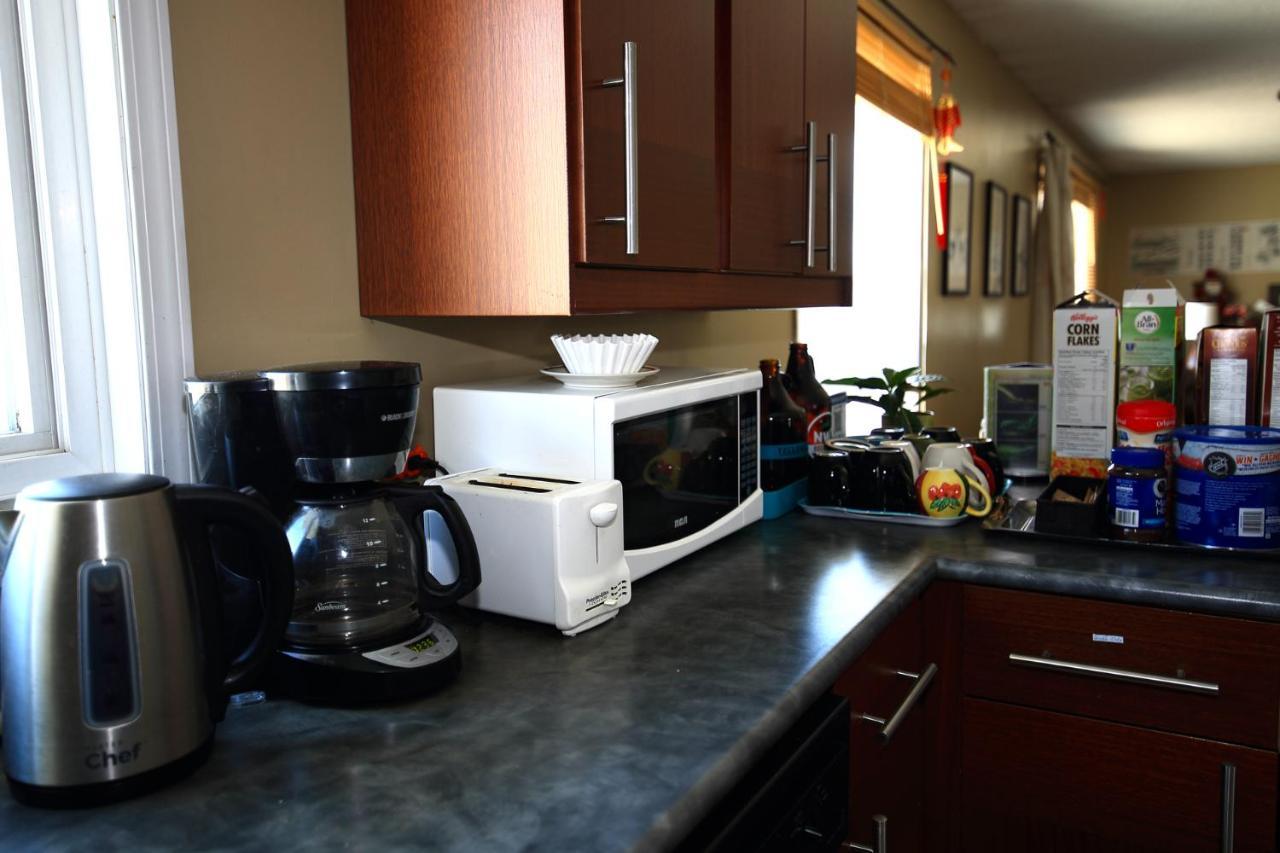 Jenny Guest House Yellowknife Εξωτερικό φωτογραφία